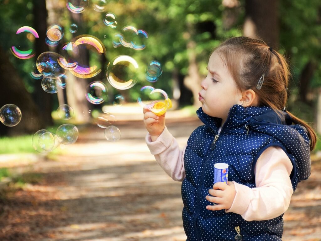 kid, soap bubbles, girl-1241817.jpg